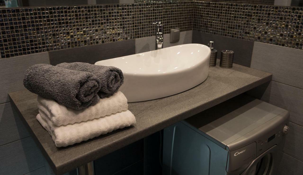 Apartament Onyx Poznan Luaran gambar